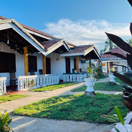 Little Fairy Home B&B อารูกัมเบย์ ภายนอก รูปภาพ