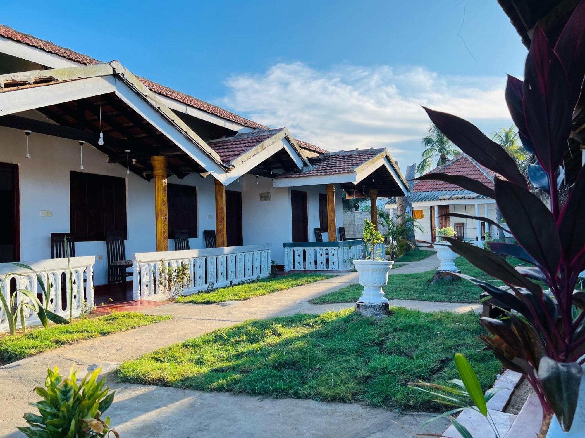 Little Fairy Home B&B อารูกัมเบย์ ภายนอก รูปภาพ